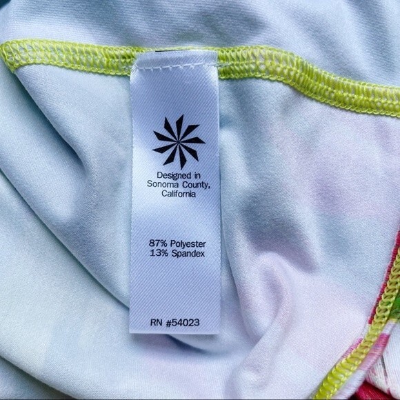 Athleta Top Wailea Chi Racerback Running Tank Tropical Multicolor Womens Size XS - Picture 7 of 9
